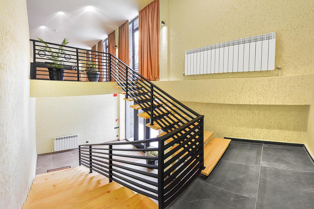 Lalo Hotel Абастумани Екстериор снимка