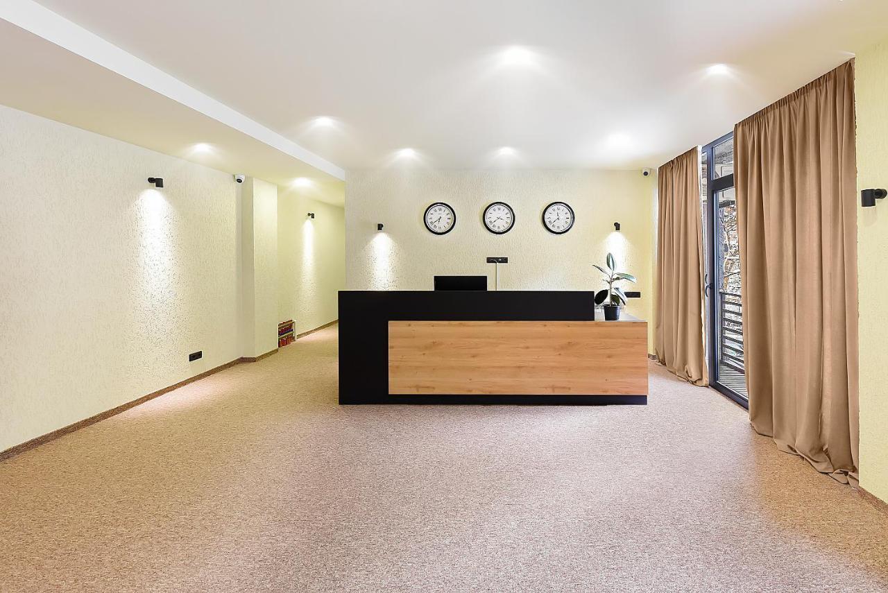 Lalo Hotel Абастумани Екстериор снимка