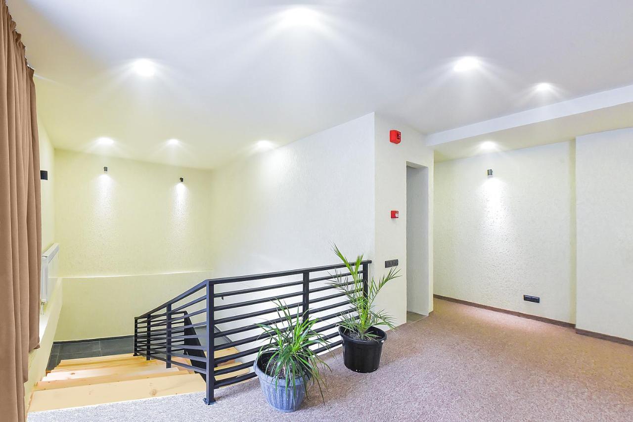 Lalo Hotel Абастумани Екстериор снимка