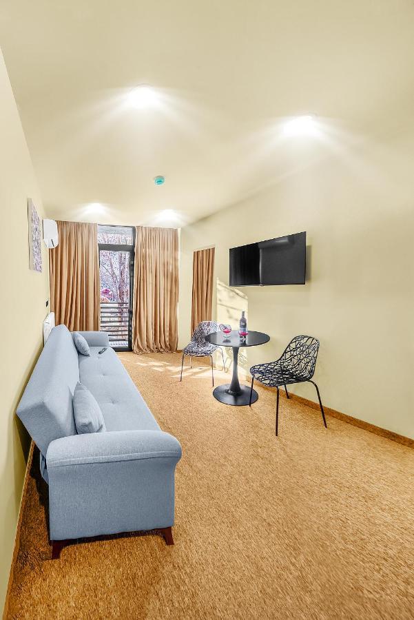 Lalo Hotel Абастумани Екстериор снимка